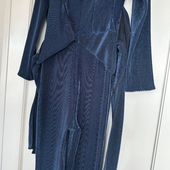 Galvan London Jumpsuit Sz 6 In Midnight Blue Pinstripe Velvet Devoré Plunge Neck - Picture 8 of 9